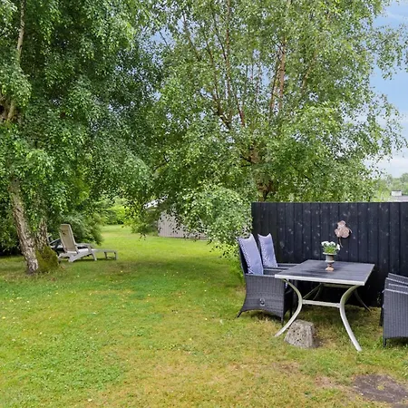 Imre - 300m From The Sea By Interhome *