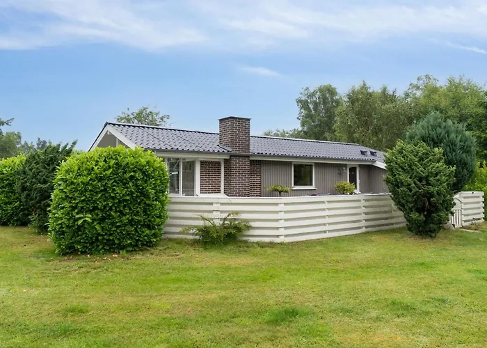 Imre - 300m From The Sea By Interhome * Glesborg